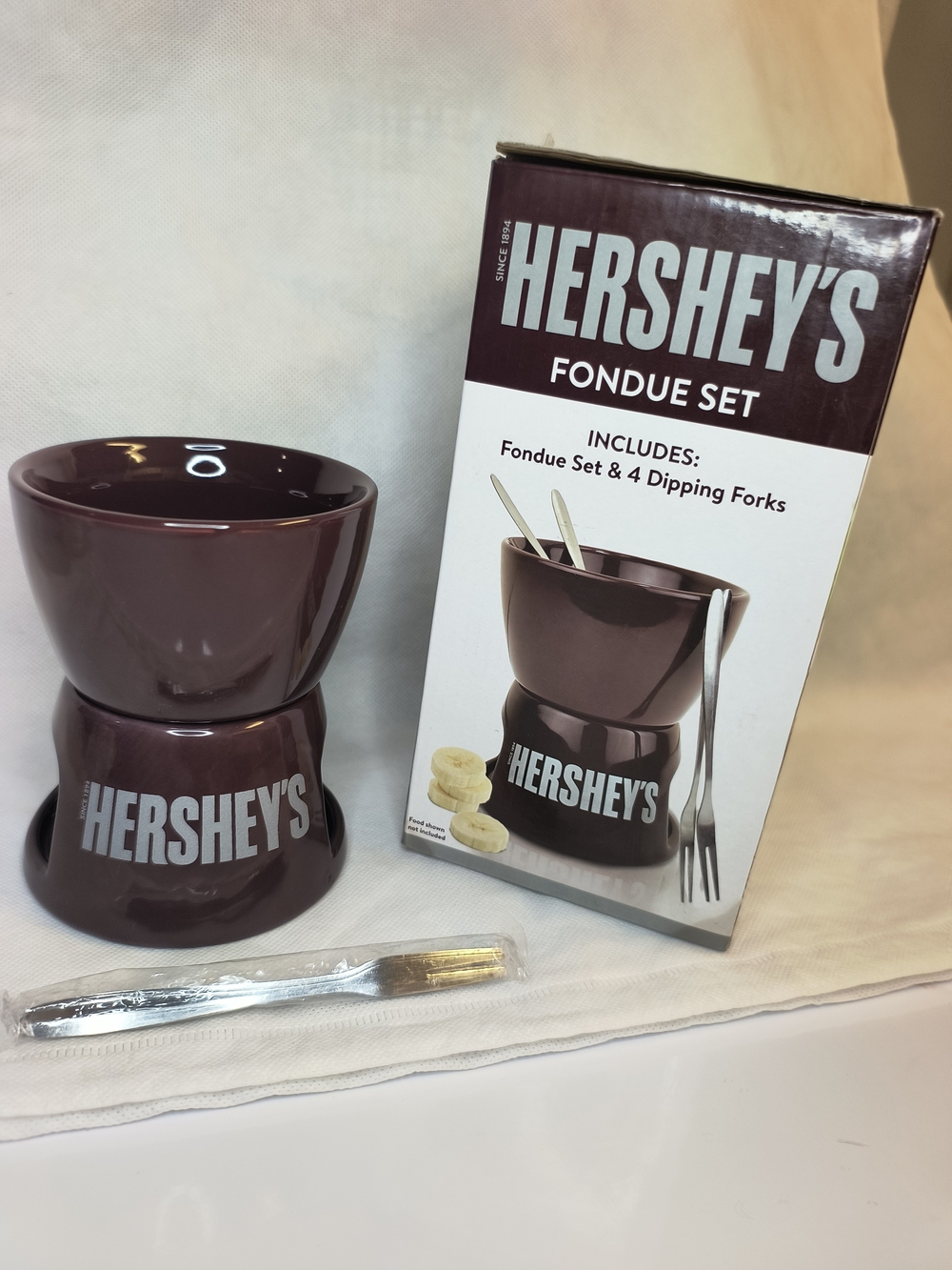 Hershey's Chocolate Brown Fondue Set - Home Food Storage
